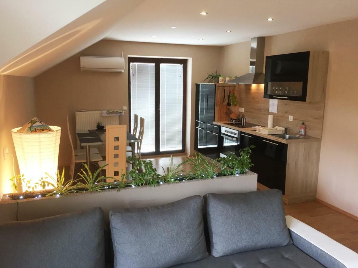Apartment Relax Stranice Bagian luar foto