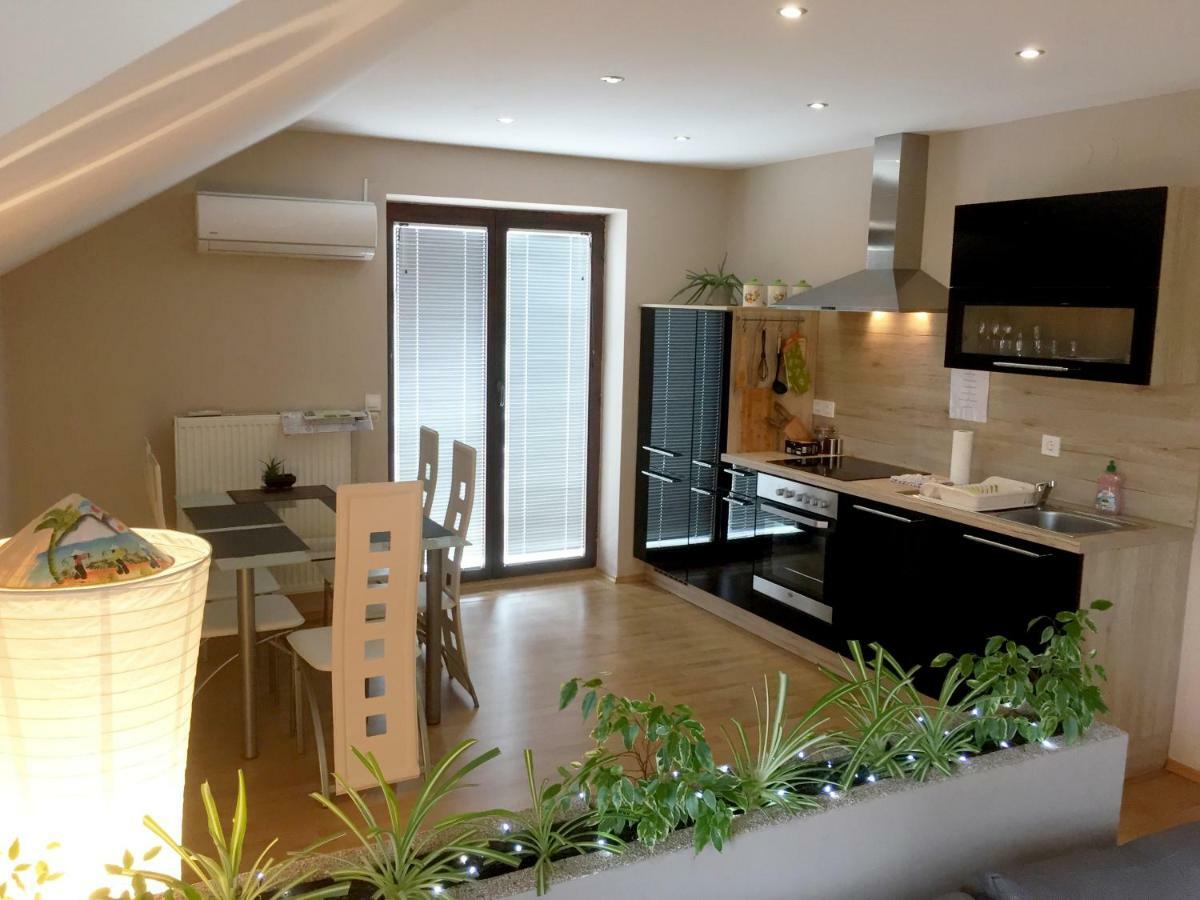 Apartment Relax Stranice Bagian luar foto
